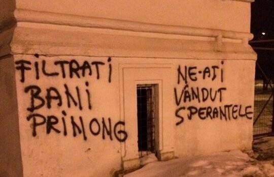 "Lupii" nu-l mai vor pe Dan Capră! » Finanţatorul e pus la zid pentru că a vîndut prea mulţi jucători