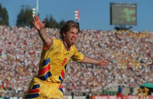 La mulţi ani, Florin Răducioiu! Povestea "Marelui Blond", cel care a luminat nopţile de la CM 1994