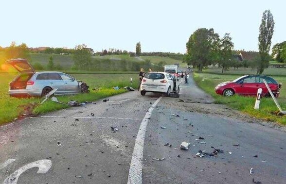 Accident grav provocat de Jan Ullrich, cîştigătorul Turului Franţei 1997. Avea alcoolemie 0.9 la mie? :O