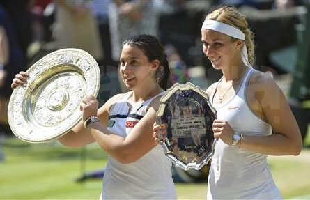 Nu-i mai merge cu Simona » O campioană de la Wimbledon anunţă: "Dacă Maria începe prost, Halep va cîştiga"