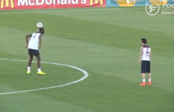 VIDEO Paul Pogba şi Mathieu Valbuena, jonglerii spectaculoase la antrenament » Micuţul mijlocaş a inventat o schemă nouă ;)