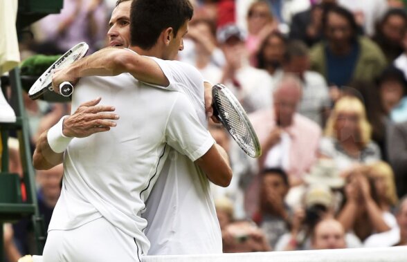 VIDEO Gest excepţional al lui Novak Djokovici în partida cu Radek Stepanek: sîrbul a uluit asistenţa!