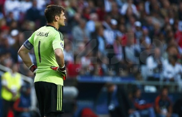 Real Madrid a transferat portarul mult visat » Unul dintre Iker Casillas sau Diego Lopez va pleca