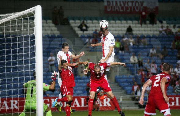 Polonia s-a distrat cu Gibraltar, 7-0 » Szukala şi Lewandowki s-au luptat cu vameşi şi poliţişti :)