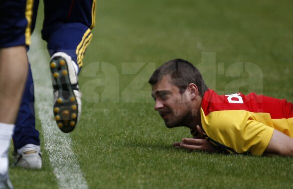 Ziua neagră a lui Gabi Tamaş: penalty comis, apoi scos pe targă la meciului Watford - Bournemouth 1-1