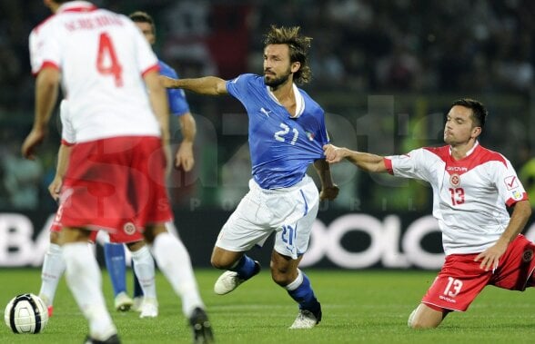 Andrea Pirlo a dezvăluit cum a fost urmărit peste tot în teren de un adversar: ”Doar carabinierii mă scăpau de el!”