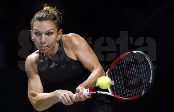 Simona Halep a pierdut în faţa Anei Ivanovici, dar a cîştigat grupa! Românca o duce pe Serena Williams în semifinale