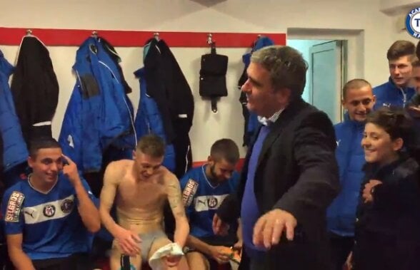 VIDEO Hagi aşa cum nu l-aţi mai văzut » Imagini antologice din vestiar după victoria cu Dinamo! Şi-a imitat un jucător :D