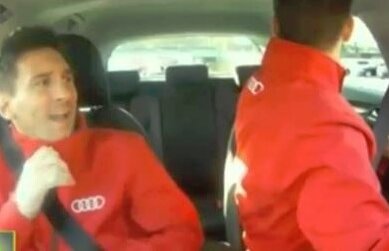 VIDEO ”Puricele” panicat » Gerard Pique l-a scos din minţi pe Lionel Messi la un drive test :D