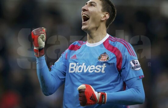 Ce performanţă pentru Costel Pantilimon! Le-a luat faţa lui De Gea sau Courtois în echipa turului din Premier League