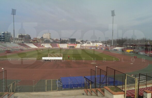 FOTO Fanii sînt aşteptaţi în număr mare la partida dintre Dinamo şi "U" Cluj » Cîte bilete s-au vîndut