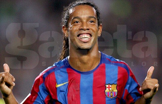 VIDEO Ronaldinho a împlinit 35 de ani » Care e amintirea cea mai frumoasă pe care o ai despre un meci al brazilianului?