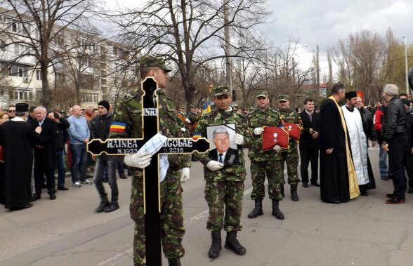Nicolae Rainea a fost înmormîntat azi la Galaţi cu onoruri militare