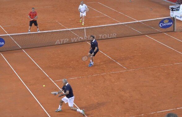 FOTO Tenis, zîmbete şi distracţie » Ilie Năstase, Andrei Pavel, Henri Leconte şi Mansour Bahrami au oferit multe clipe de amuzament