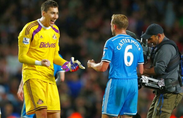 Performanță incredibilă » Panti i-a bătut pe De Gea și Courtois și a prins cea mai bună echipă a anului din Premier League!