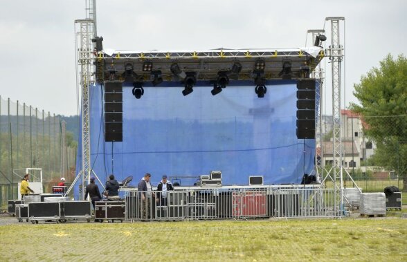 FOTO Mureșenii, pregătiți să sărbătorească titlul » Scenă amplasată lîngă stadion. Ultimele informații de la trimisul GSP la Tg. Mureș