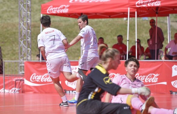 FOTO Cupa Coca-Cola și-a desemnat cîştigătorii! LPS Cluj s-a impus clar la feminin, iar Liceul Doamna Chiajna la masculin!