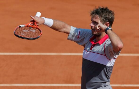 Stanislas Wawrinka este primul finalist de la Roland Garros. Semifinala dintre Djokovici și Andy Murray a fost întreruptă de ploaie