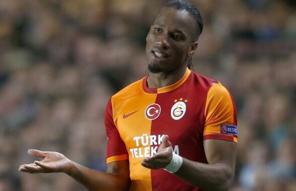 Drogba și Berbatov, liberi de contract! Cum arată primul "11" al celor mai buni fotbaliști fără echipă la ora aceasta