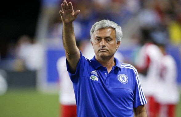 VIDEO Jose Mourinho se ține de glume în Canada! Ce farsă le-a făcut lui Terry și staffului său