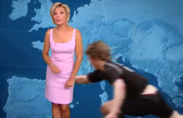 VIDEO Campanie de promovare inedită la un post francez: o prezentatoare meteo e luată cu asalt de un rugbist