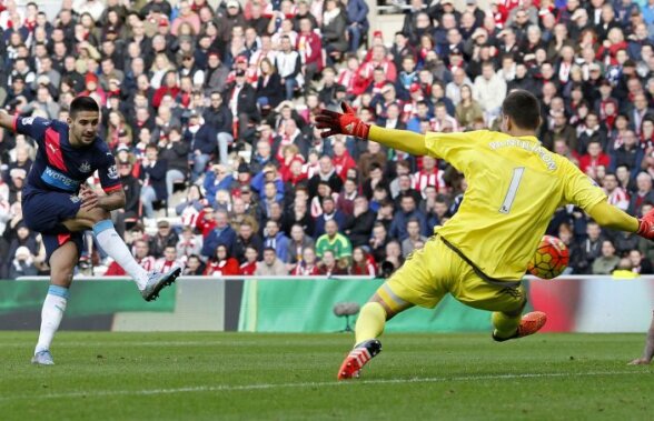 VIDEO Pantilimon e din ce în ce mai important pentru Sunderland » I-a depășit pe Cech, Hart și De Gea și a fost ales în echipa etapei