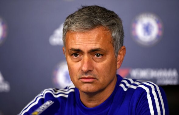 Mourinho chiar e un tip special » Își trimite jucătorii la încălzire, iar el se retrage în birou pentru a face asta