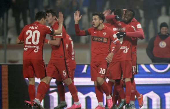 FOTO Dinamo - Astra 2-1 » "Cîinii" au cîștigat meciul grație unui gol marcat în ultimul minut și s-au calificat în semifinale