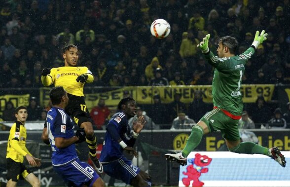 VIDEO Reluarea pe tabelă a unui gol înscris din ofsaid la Dortmund - Ingolstadt l-a împiedicat pe arbitru să-l anuleze: ”Ne alergau fanii!”