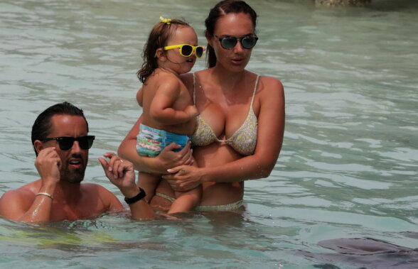 GALERIE FOTO » Tamara Ecclestone, cea mai sexy mămică în costum de baie