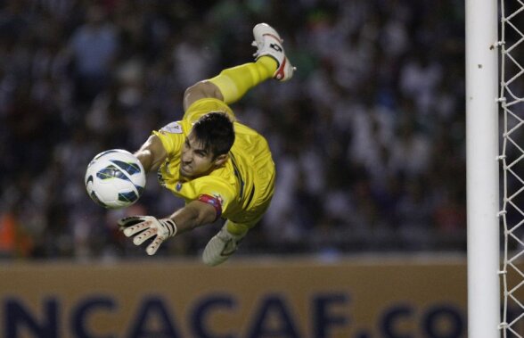 A venit și portarul titular » Goalkeeperul din Panama a ajuns în România și va avea azi discuția finală cu cei de la Dinamo