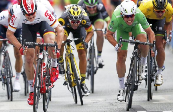 ISTORIE în Turul Franței! Mark Cavendish l-a egalat pe legendarul Bernard Hinault la victorii de etapă! 