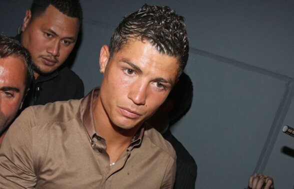 Reunire de vis! Poza la care visează oricine » Cu ce fotbalist român a vrut să se fotografieze Ronaldo în club, la Ibiza: "Felicitări, frate! Cel mai bun din lume"