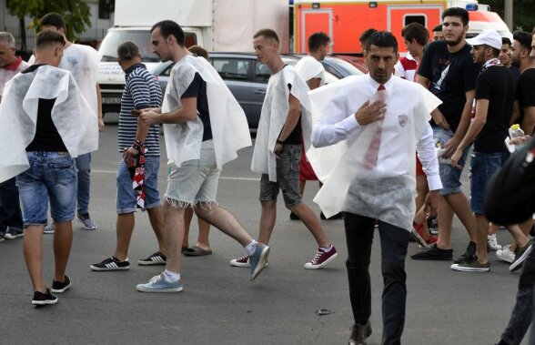 VIDEO și FOTO Tensiune înainte de derby » Suporterii dinamoviști au fost dezbrăcați de veste la intrarea pe Arena Națională! 