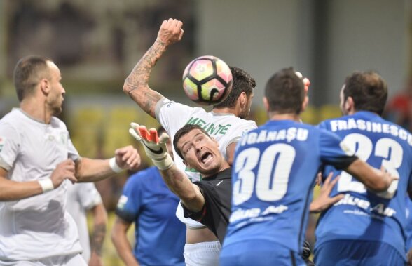 VIDEO Echipa lui Moș Crăciun » Chiajna va avea de lucru și în pauza următoare, fiindcă echipa nu a jucat nimic nici cu Poli Iași, 0-0