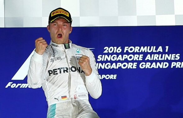 Nico Rosberg câştigă Marele Premiu din Singapore şi devine lider în clasamentul general! Cursă cu emoţii pentru piloţii Mercedes