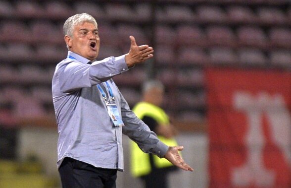 UPDATE Tensiuni la Dinamo între Andone și Negoiță » Antrenorul nu a ținut cont de părerea patronului: "Bagă-i minţile în cap!" » Reacția căpitanului dinamovist