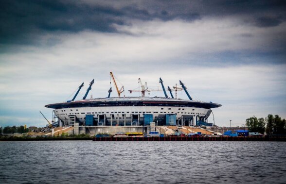 Pericol pentru Lucescu » Zenit Arena vibrează prea tare. Nu va fi omologat?