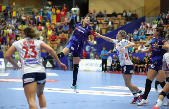 FOTO » România a debutat cu stângul la Campionatul European de handbal feminin » "Tricolorele" au fost învinse de campioanele europene și mondiale