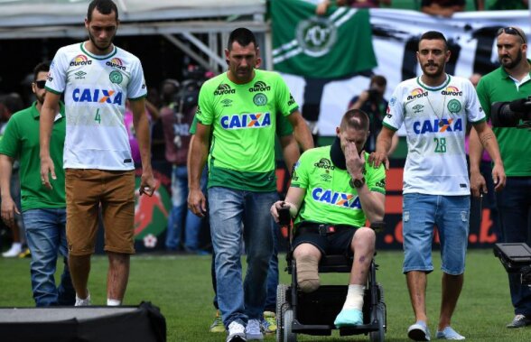 GALERIE FOTO Momente emoționante în Brazilia! Primul meci pentru Chapecoense după accidentul aviatic! Supraviețuitorii au primit trofeul Copei Sudamericana 