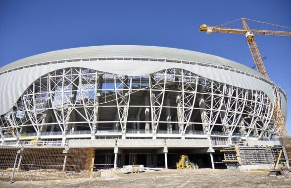 GALERIE FOTO Noi imagini cu "Allianz Arena" de România » A început montarea nocturnei și a tabelei de marcaj