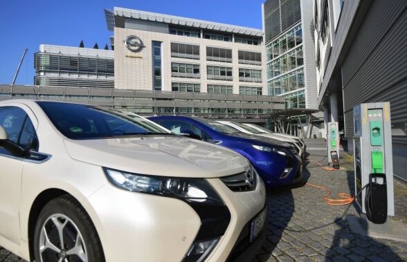 Supertranzacție pe piața auto! Opel a fost cumpărată pentru 1,3 miliarde de euro » Un nou gigant auto în Europa