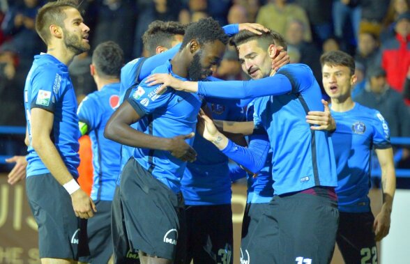 VIDEO A început sărbătoarea la Viitorul! Jucătorii lui Hagi au făcut spectacol după meciul cu Steaua: "Campionii! Campionii!"