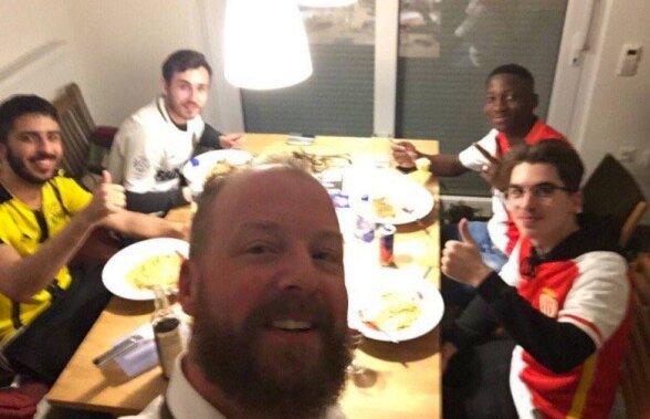 FOTO În sufragerie cu rivalii » Fanii lui Dortmund i-au luat acasă pe suporterii adversarei din Ligă, după incidentele de aseară