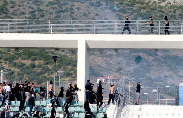 VIDEO Incidente violente înainte de finala Cupei Greciei » Suporterii au încercat să pătrundă pe stadion fără bilete și s-au luat la bătaie cu forțele de ordine