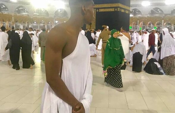 VIDEO + FOTO Imaginile zilei » Un star din fotbalul mondial a ajuns la Mecca de Ramadan: ”Cel mai frumos moment trăit în viața mea”