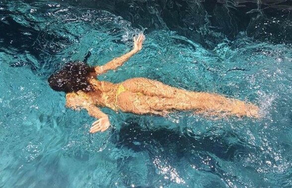 FOTO Ce duel! :) Irina Shayk a postat o imagine supersexy din piscină, iar actuala iubită a lui Ronaldo i-a dat replică