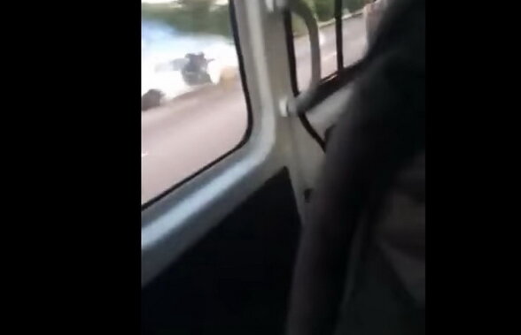 VIDEO Un accident terifiant, surprins de pasagerul unui taxi