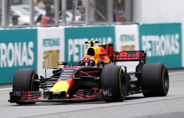 Spectacol în Formula 1: Verstappen a câștigat MP al Malaeziei » Cursă superbă reușită de Vettel