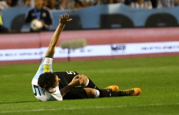 VIDEO » Imagini sfâșietoare cu Fernando Gago la meciul Argentina - Peru: "Te rog, lasă-mă să joc!"
